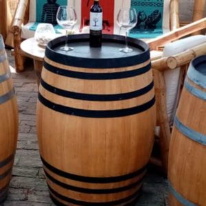 Barrica de vino recicladas pulida y pintada